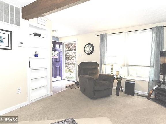 4th image of 3100 Holly Berry Ct