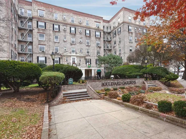3015 Hobart St APT 3H, Woodside, NY 11377