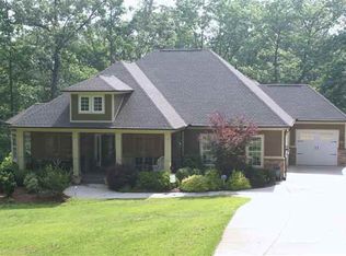 302 Treetops Dr, Seneca, SC 29672