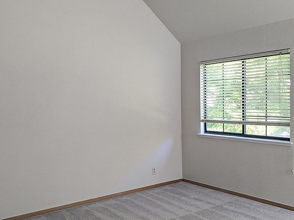 4th image of 1525 Tainan Dr
