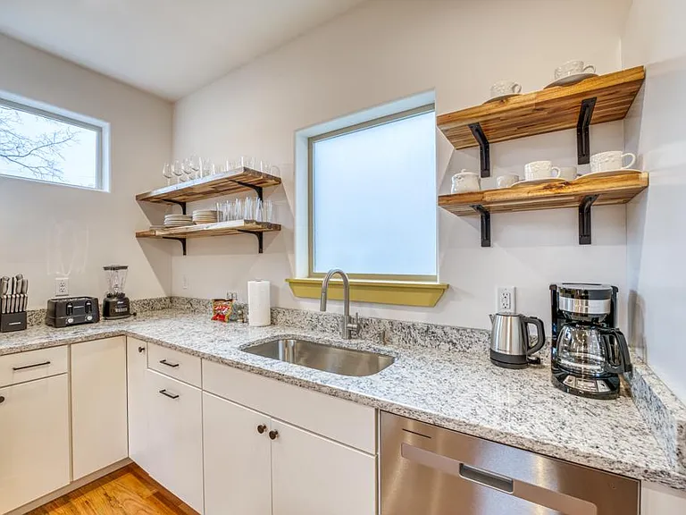 7 Sylvanella Ln — Photo 58