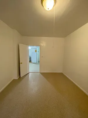 Rented by Houses of New York Realty LLC | media 42