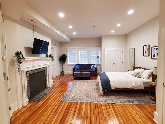 2nd image of 859 Washington Blvd APT B
