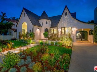 6377 Lindenhurst Ave, Los Angeles, CA 90048