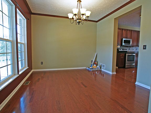 3rd image of 7658 Pleasant Colony Ct