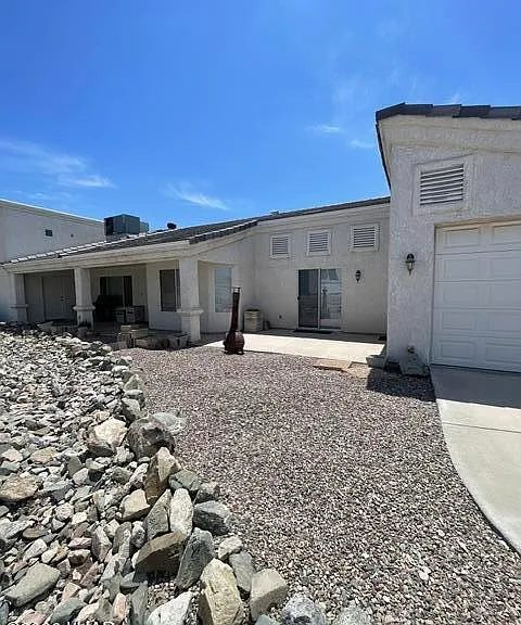 2875 Arabian Dr — Photo 46
