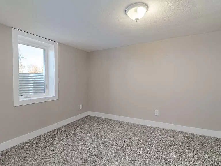 3457 N Steele St — Photo 14
