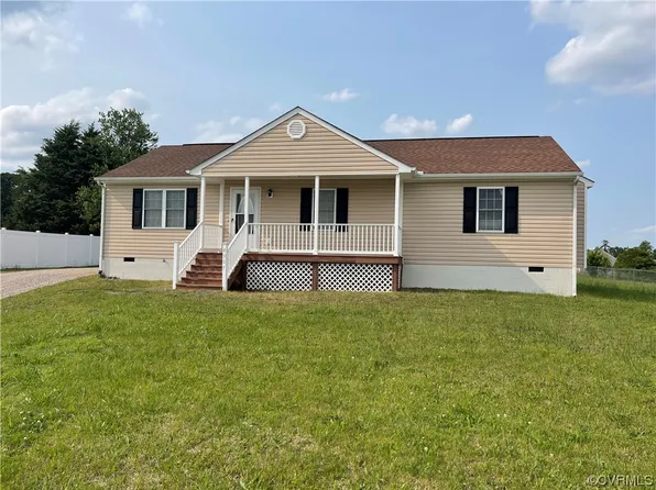 4907 Sonya Ct, North Dinwiddie, VA 23803