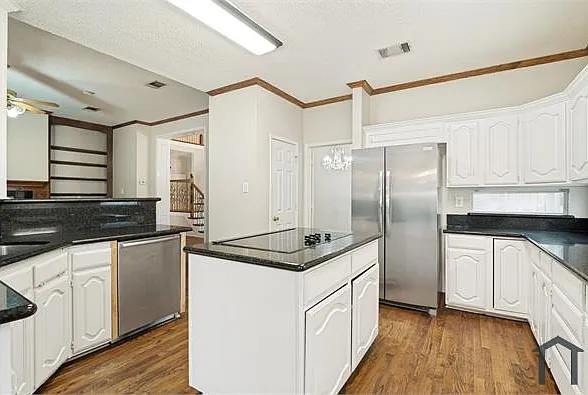 7414 Silver Lake Dr — Photo 28