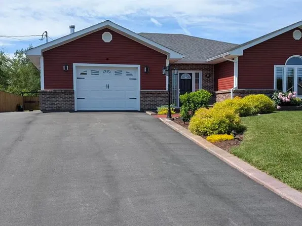 24 Ryan Street, Grand Falls-Windsor, NL A2A0C4
