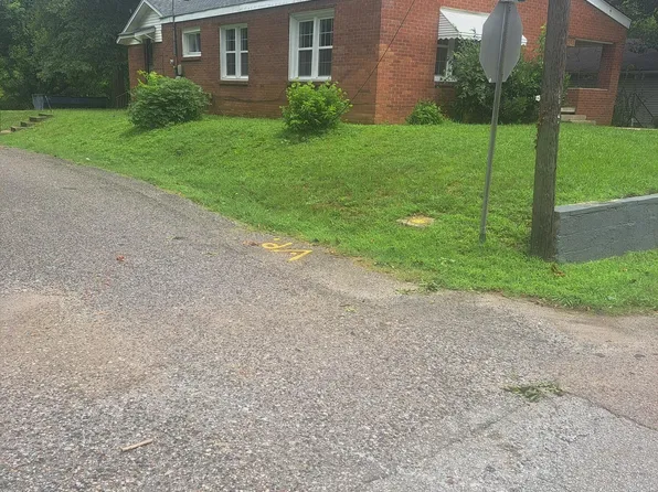 131 Boone St, Jackson, TN 38301