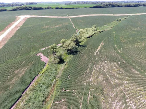 840 Freedom Ridge Rd, Yutan, NE 68073