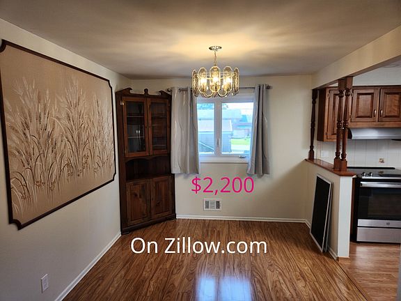 4th image of 357 Sandalwood Dr
