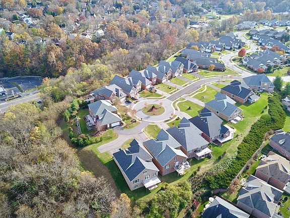 3rd image of 3210 Southwood Manor Ct