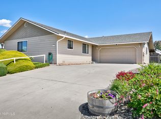 507 Danjou St, Zillah, WA 98953
