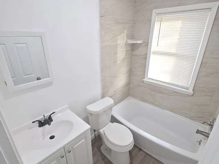 15863 Sorrento St — Photo 11