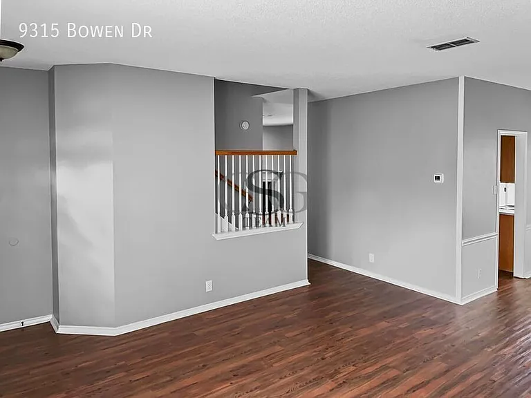9315 Bowen Dr — Photo 7
