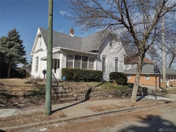 1015 Arbor Ave, Dayton, OH 45420