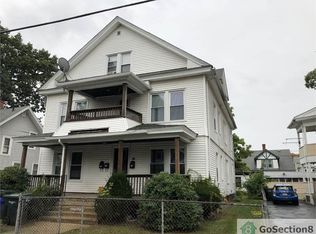 18 Prescott St, Springfield, MA 01108