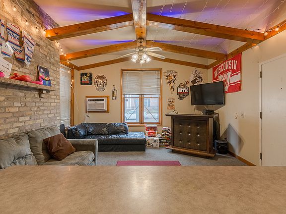 3rd image of 135 Langdon St #10669404