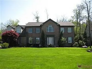2170 Rolling Meadows Dr NE photo 1