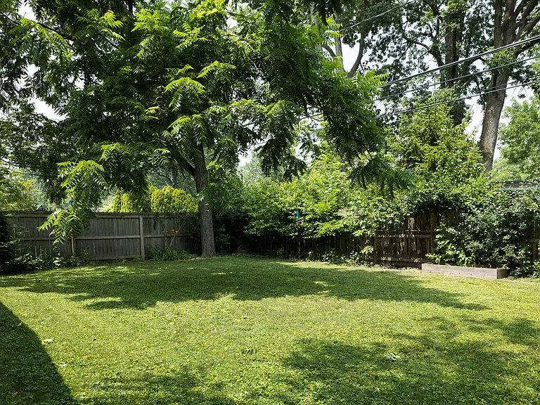 2474 Bristol Rd — Photo 38