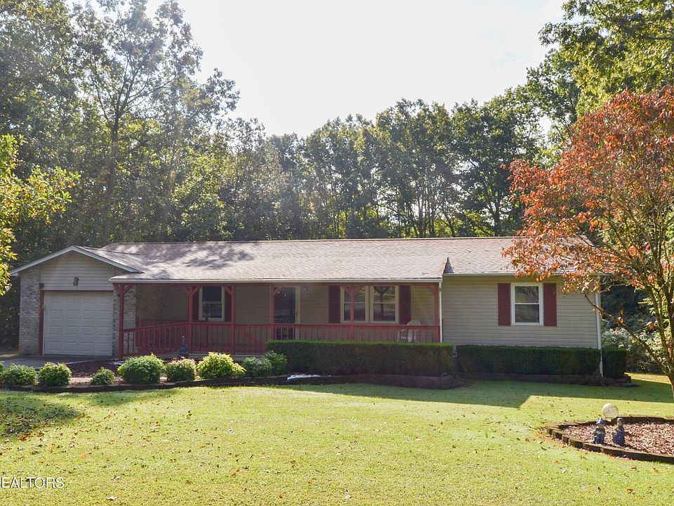 1st image of 98 Sycamore Dr