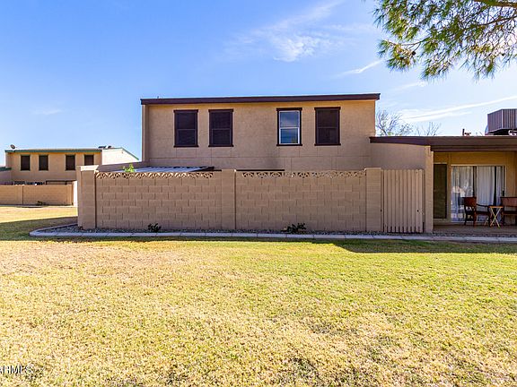 3rd image of 4725 W CONTINENTAL Drive