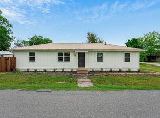 421 S Interurban St, Anna, TX 75409