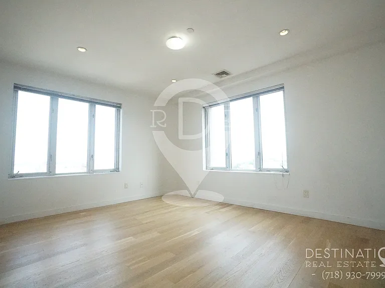 639 4th Ave #8D — Photo 17
