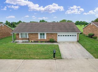 851 Circle Dr #32, London, OH 43140