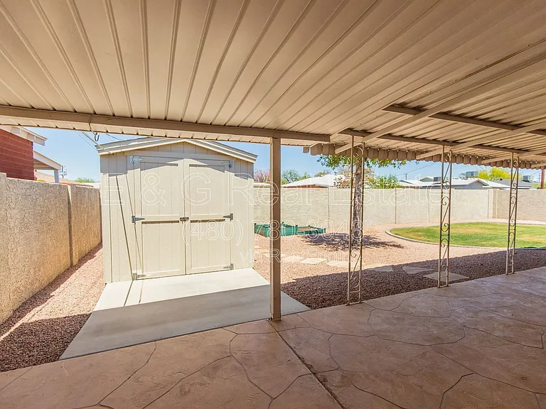 8050 E Clarendon Ave — Photo 18