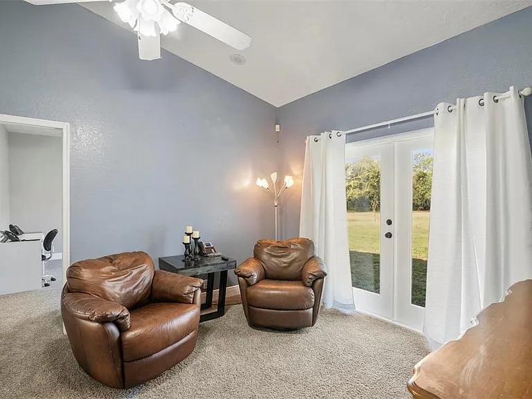 6110 9th Avenue Cir NE — Photo 9