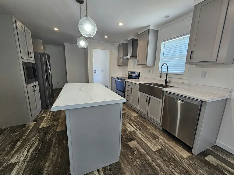 6661 Hidden Oaks Dr #6661 — Photo 8