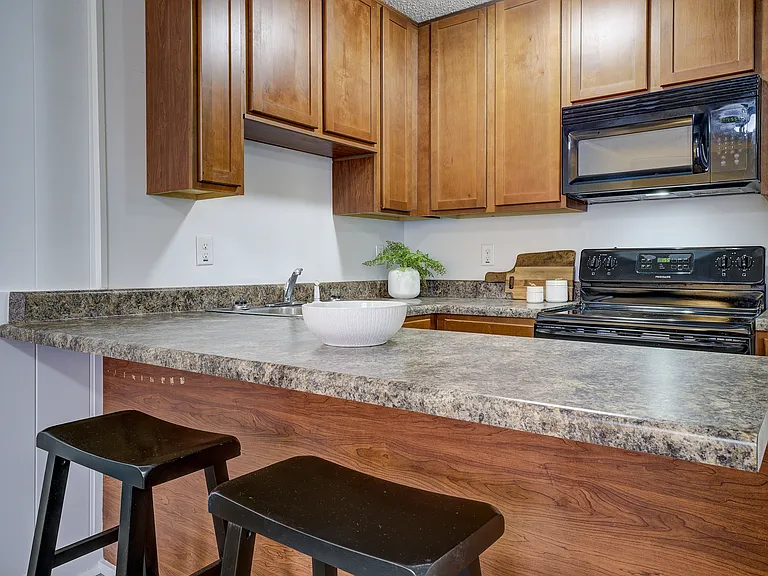 808 Carolina Dr #305 — Photo 8