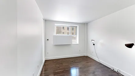 Rented by Bizzarro Agency