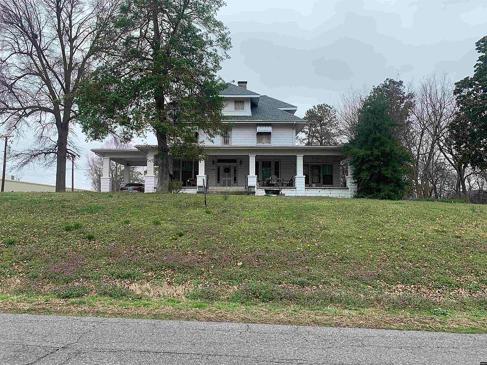 1st image of 1402 Moscow Ave