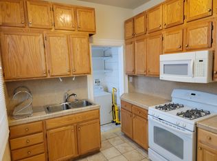 3394 24th St, San Francisco, CA 94110