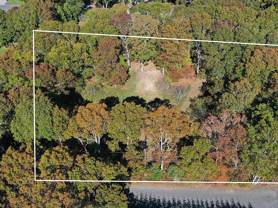 1st image of 20 Bay View Ave