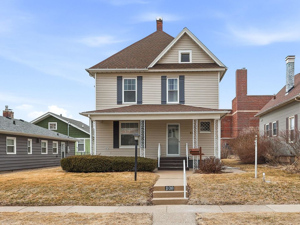 1st image of 908 Grand Ct