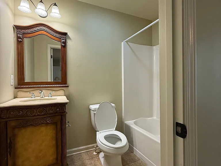 Cobblestone Park Townhomes — Photo 5