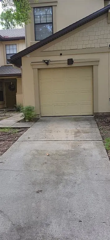 3 bed, 2.5 bath, 1532 sqft, $1,800 — Photo 2
