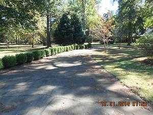 drive way other side
