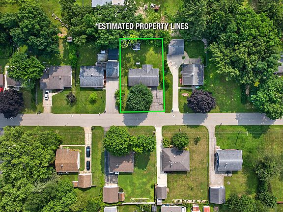 3rd image of 3439 Acacia Dr