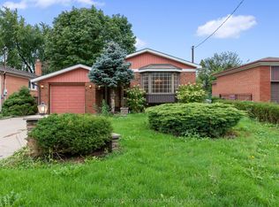 50 Wynn Rd, Toronto, ON M2R 1S9