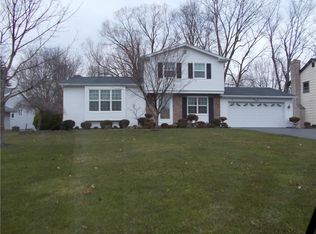 121 Stover Rd, Rochester, NY 14624