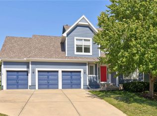 19628 W 98th St, Lenexa, KS 66220