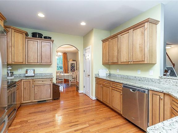 5th image of 3862 Mill Mount Ct