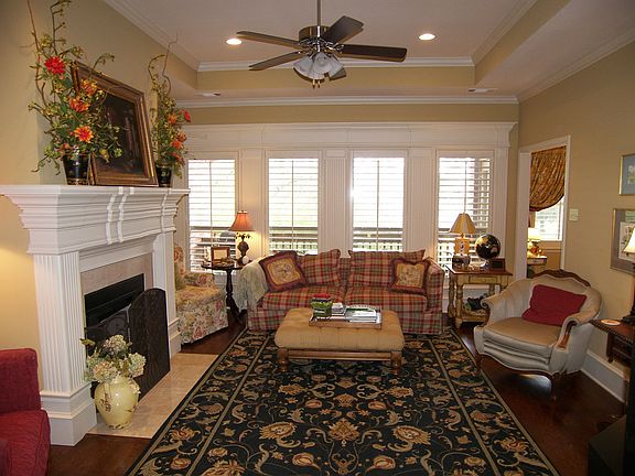 4th image of 3211 Mossy Creek Dr