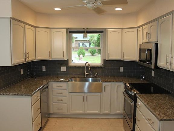 5th image of 6520 Lake Side Cir